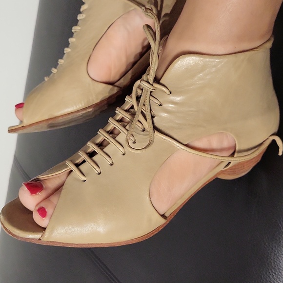 Argila Pepe Monjo Shoes - Anthropologie Argila Pepe Monjo Leather Open-toe Laced-up Booties / Sz 10.5